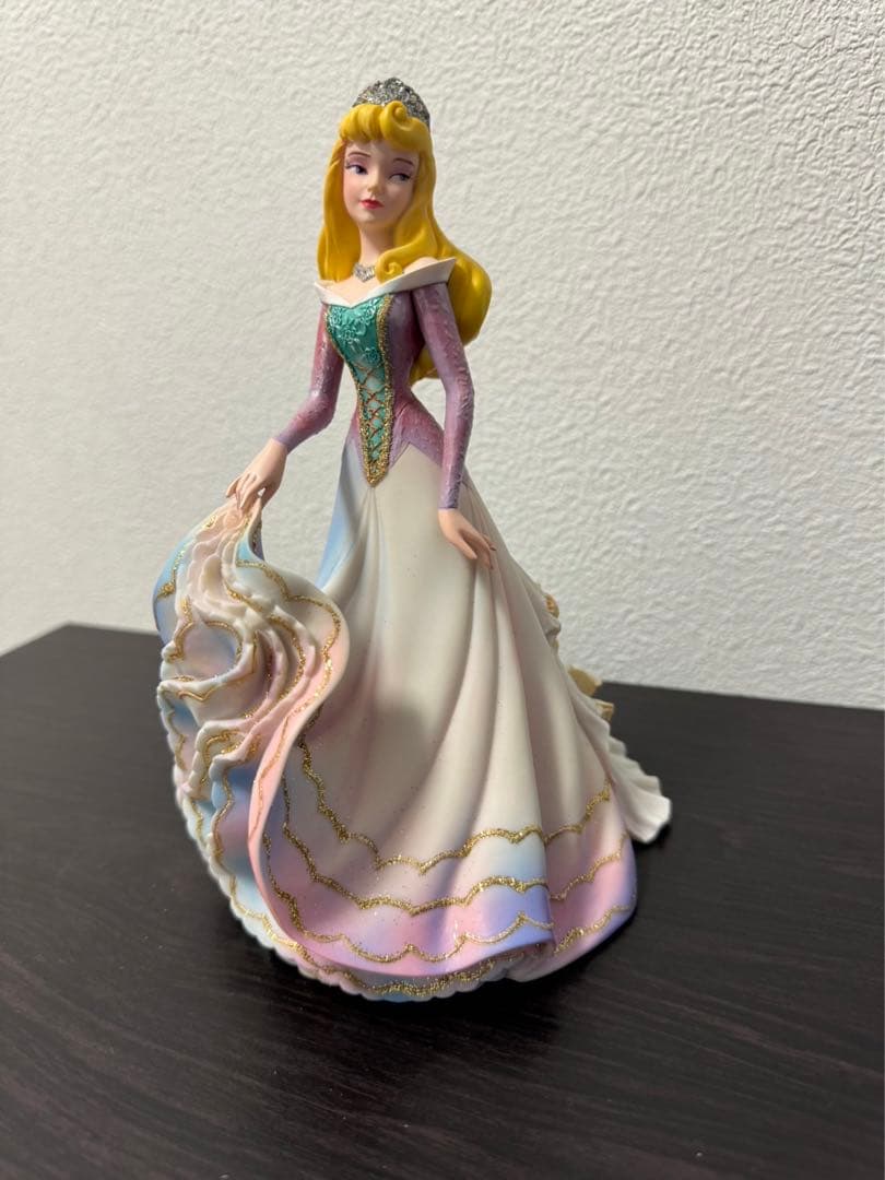 オーロラ姫　エネスコショーケースフィギュア