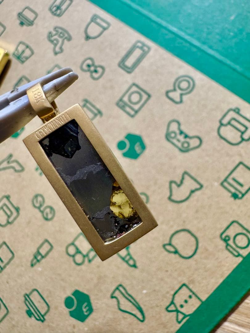 宇宙パワー セイムチャン隕石 18K金 希少 Saymchan 幸運 18k刻印