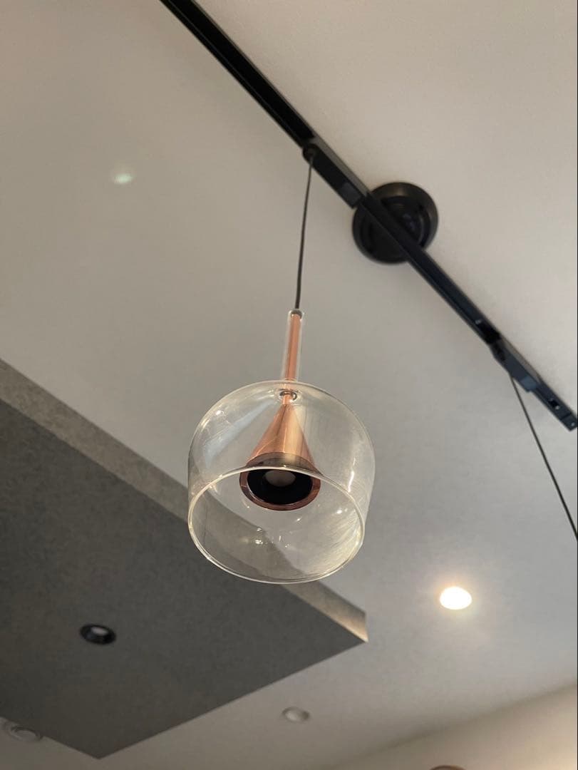 コイズミ　ペンダントライト　屋内　照明　大人気商品　送料込み