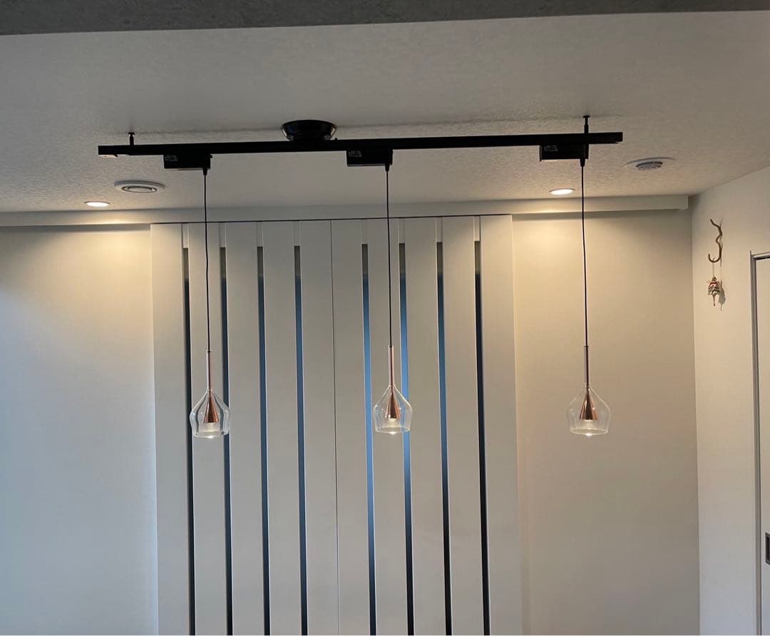 コイズミ　ペンダントライト　屋内　照明　大人気商品　送料込み