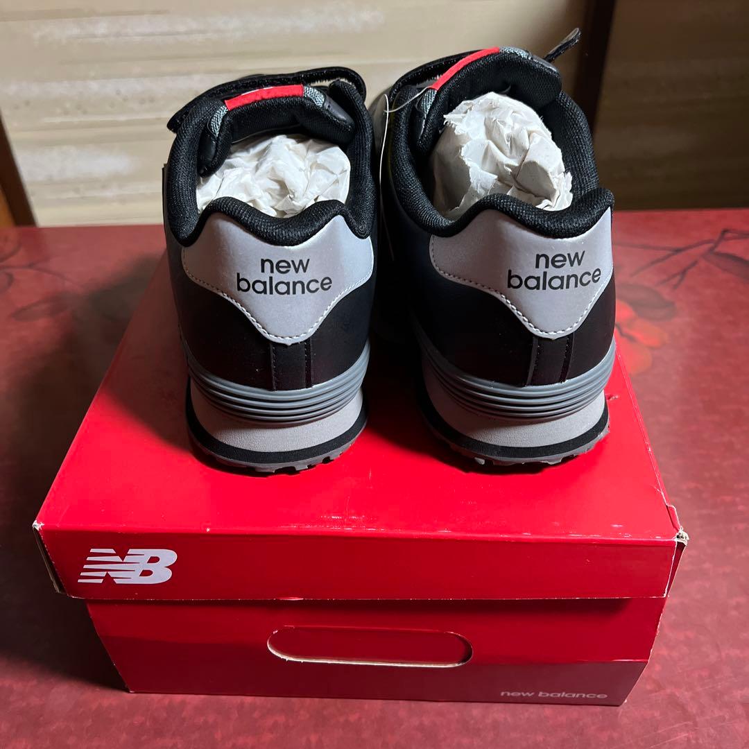 New Balance ブラック スニーカー ベルクロ