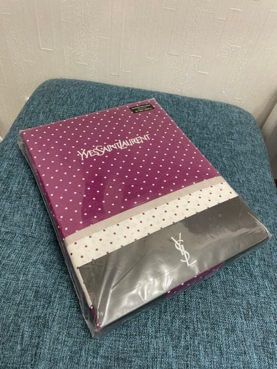 イヴサンローラン　掛け布団カバー