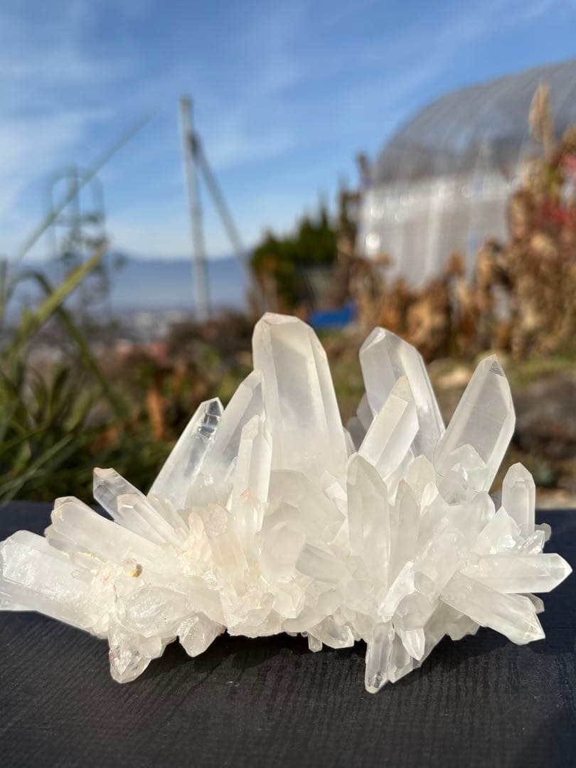 ❤️レア　形良く　0.65kg ヒマラヤ　強いパワー　極みの逸品　クラスター　水晶