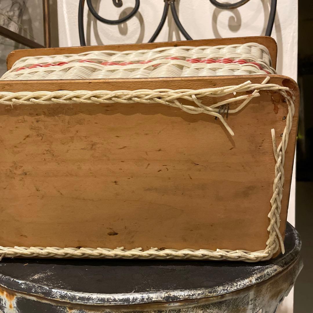 アンティークバスケット　イギリス　赤ライン