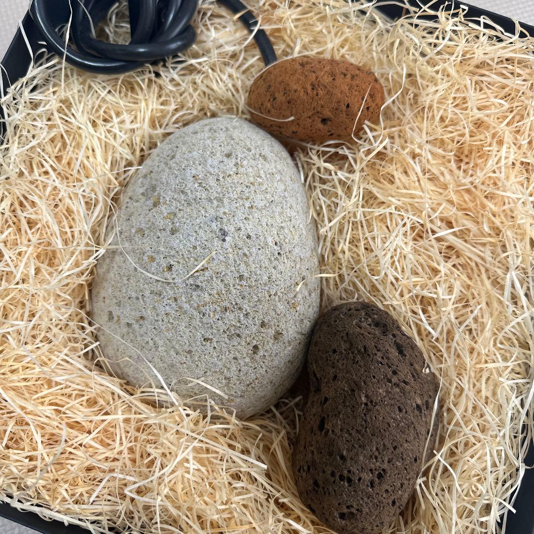 ライトイヤーズ　モアライト　溶岩石トリプル　ケース付き　未使用品