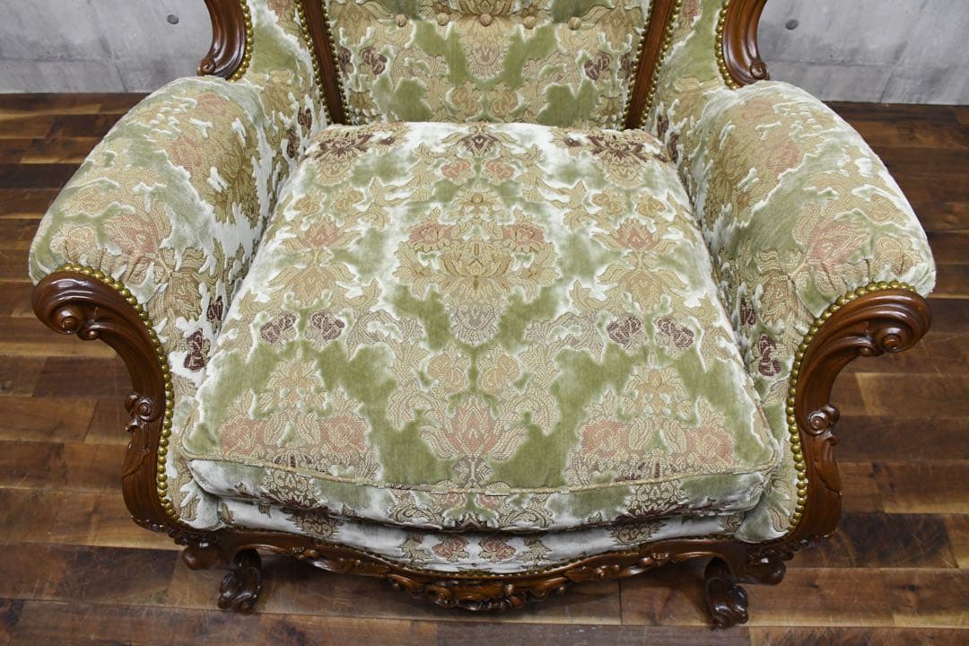 FAC29 イタリア製 ロココ様式 猫脚レリーフ 1人掛けソファ シングルソファ