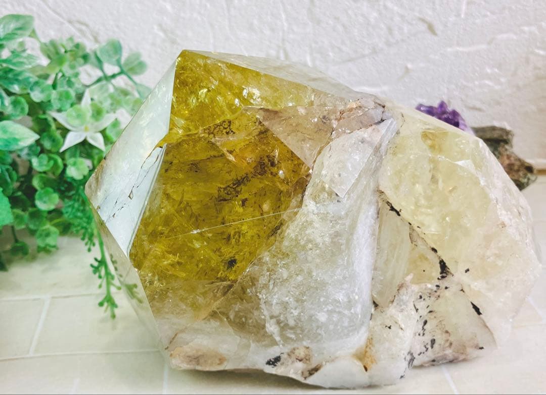 変革の石✨ 虹　オウロヴェルデクォーツ メタモルフォーゼス　セルフヒールド　原石