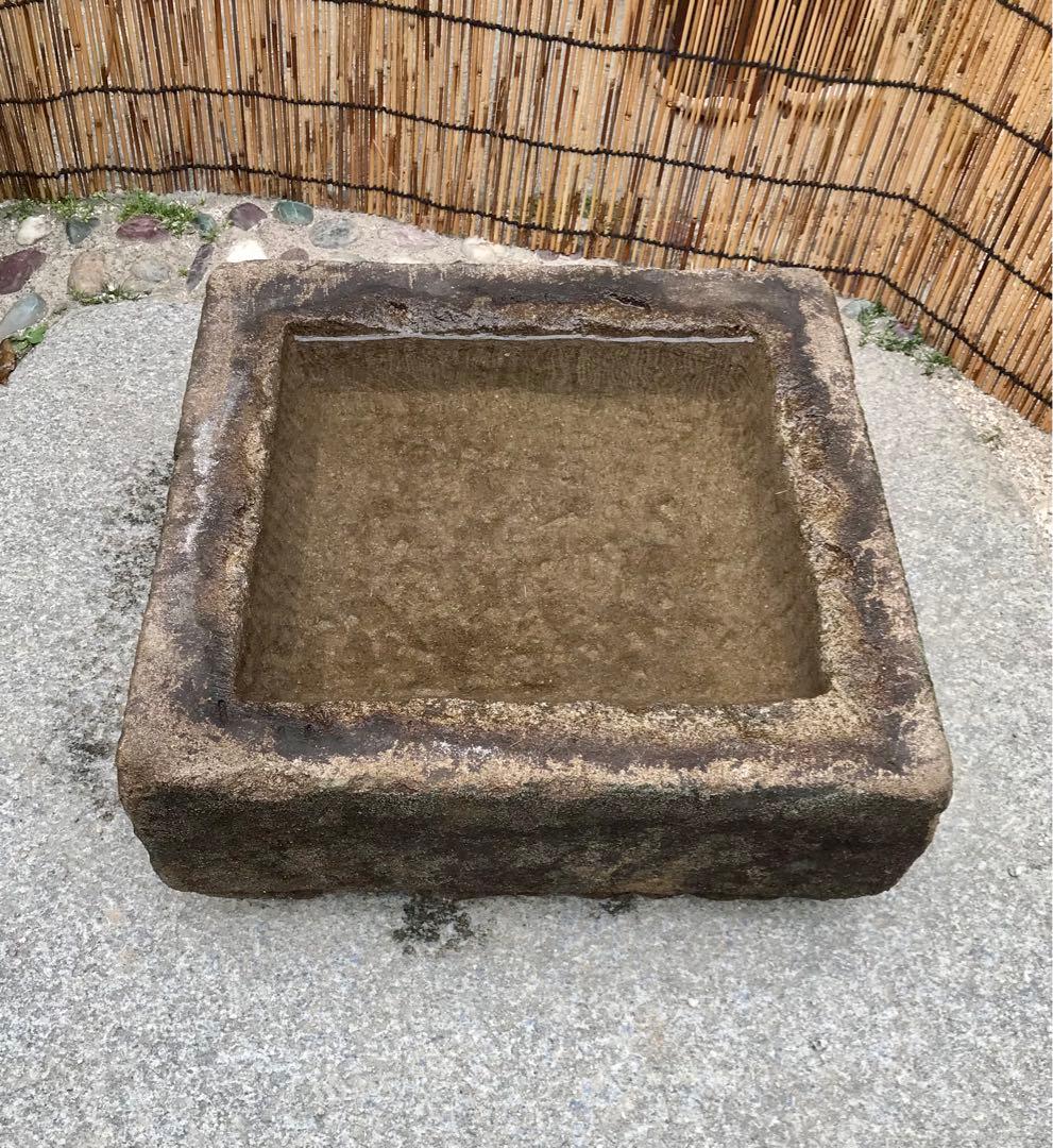 【天然石・四角型水鉢・手水鉢・蹲】庭石オブジェ置物ガーデニング造園坪庭バードバス
