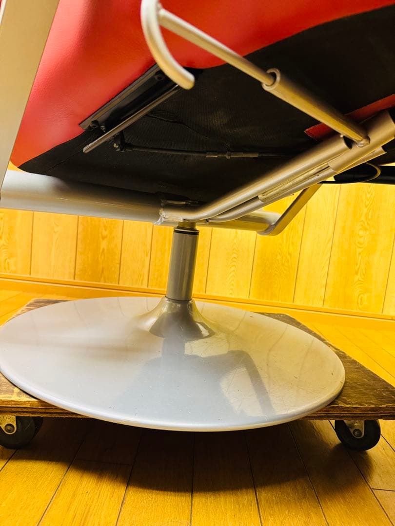 KEBE KE-16 ケベ 本革 レザー パーソナルチェア