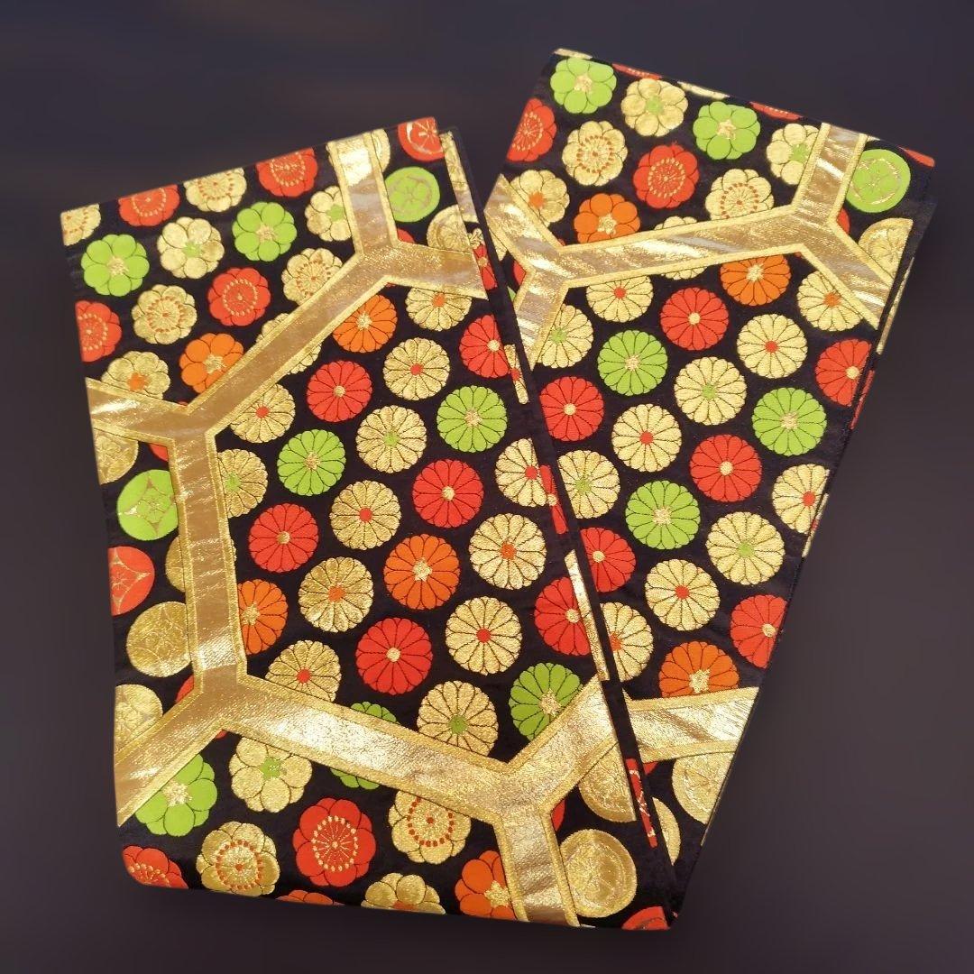 七五三　7歳　女児 華やかな扇柄の和服と帯セット　正絹　金糸