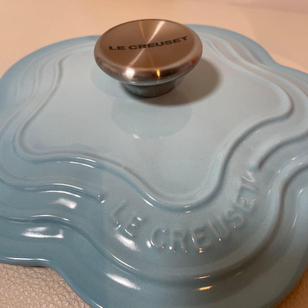 《新品》ルクルーゼ フラワー鍋 水色