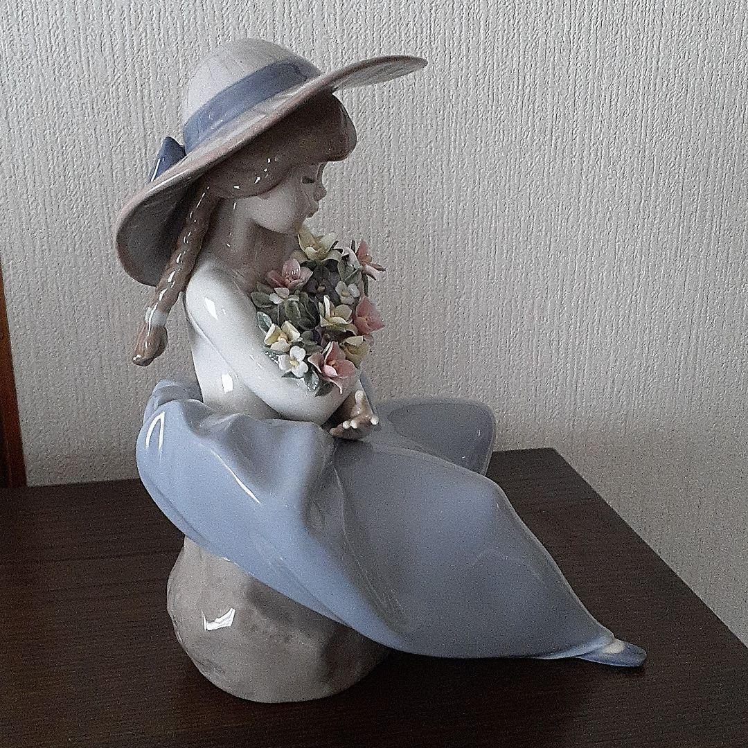 リヤドロ　置物