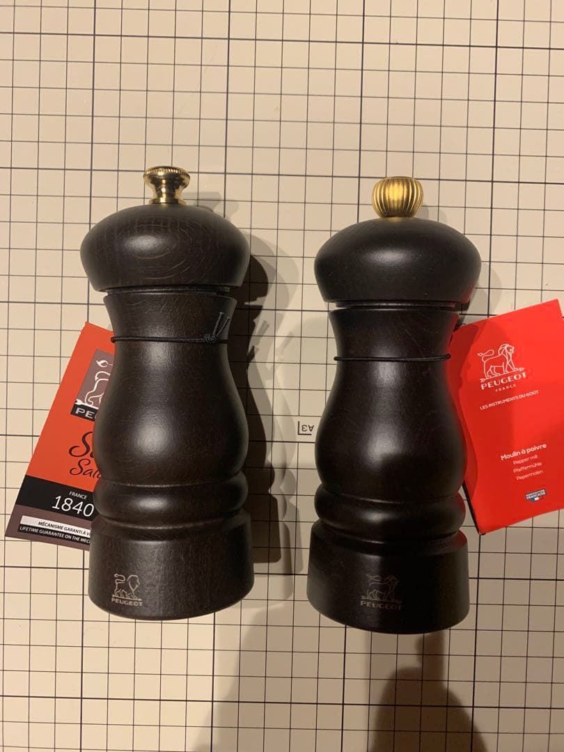 プジョー　クレモンチョコ　ペッパーミル　ソルトミル　ミルトレイ