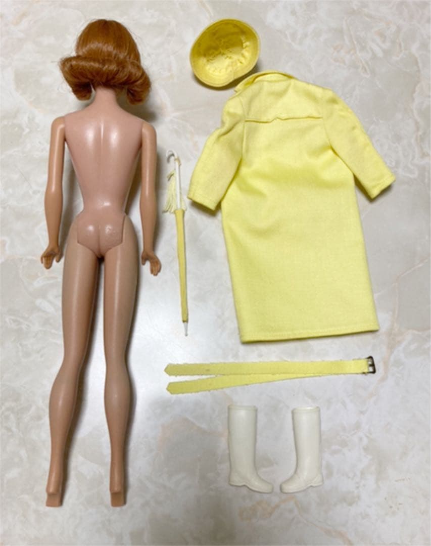 バービー ビンテージ ミッヂ 1963 + レインコート レア - メルカリ
