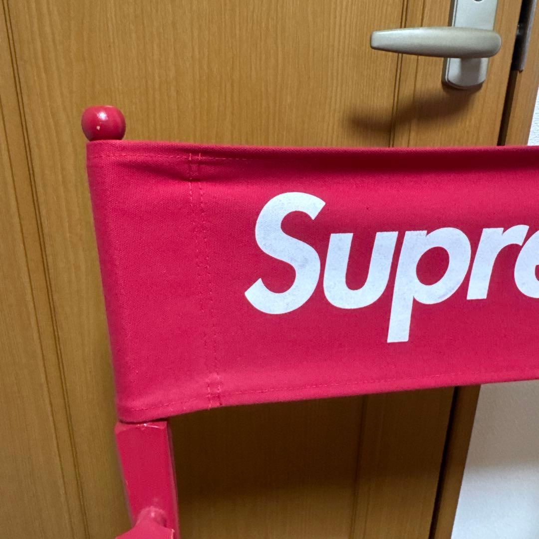 Supreme 赤 ディレクターズチェア