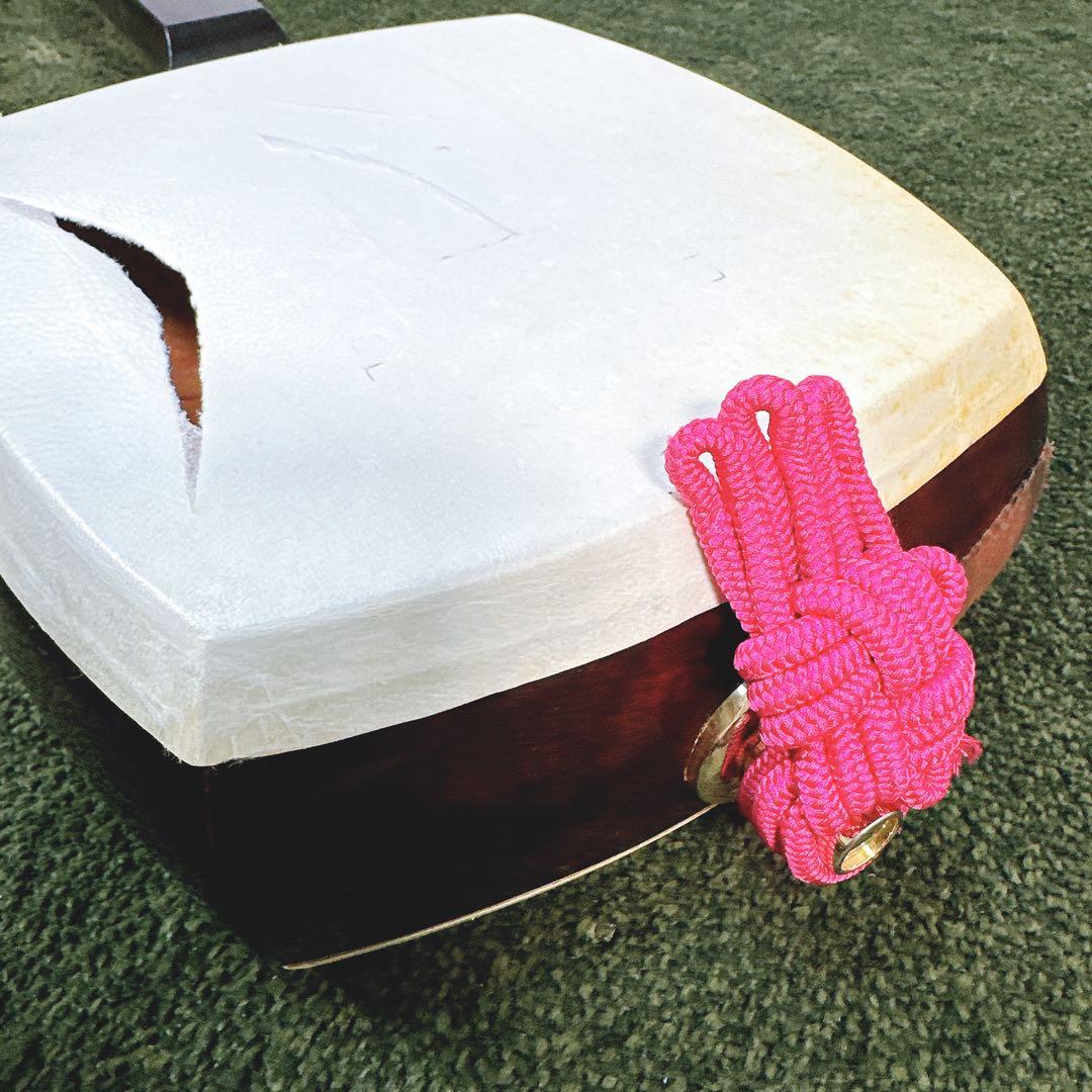 紅木 津軽三味線 東さわり 太棹 一本棹（延べ棹） 両面皮破れ 現状品