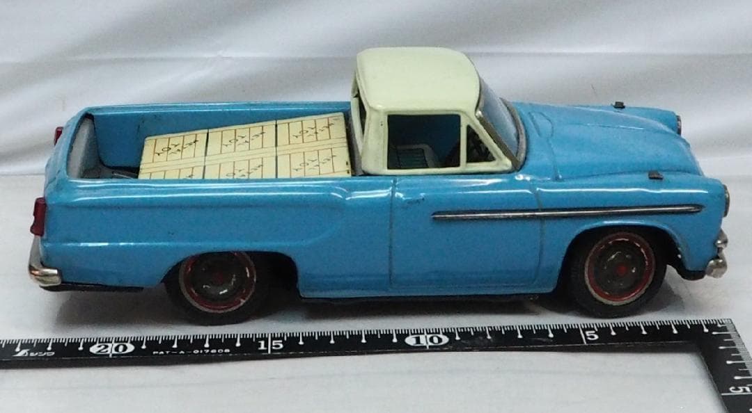 萬代屋【トヨペット ピックアップ水色 改造有】ブリキtin toy car箱無