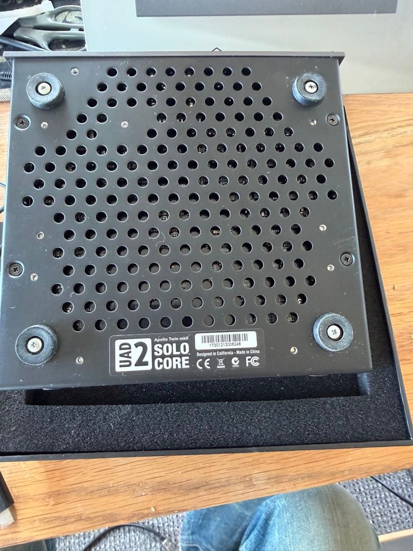 〜スタイリスト〜UNIVERSAL AUDIO Apollo