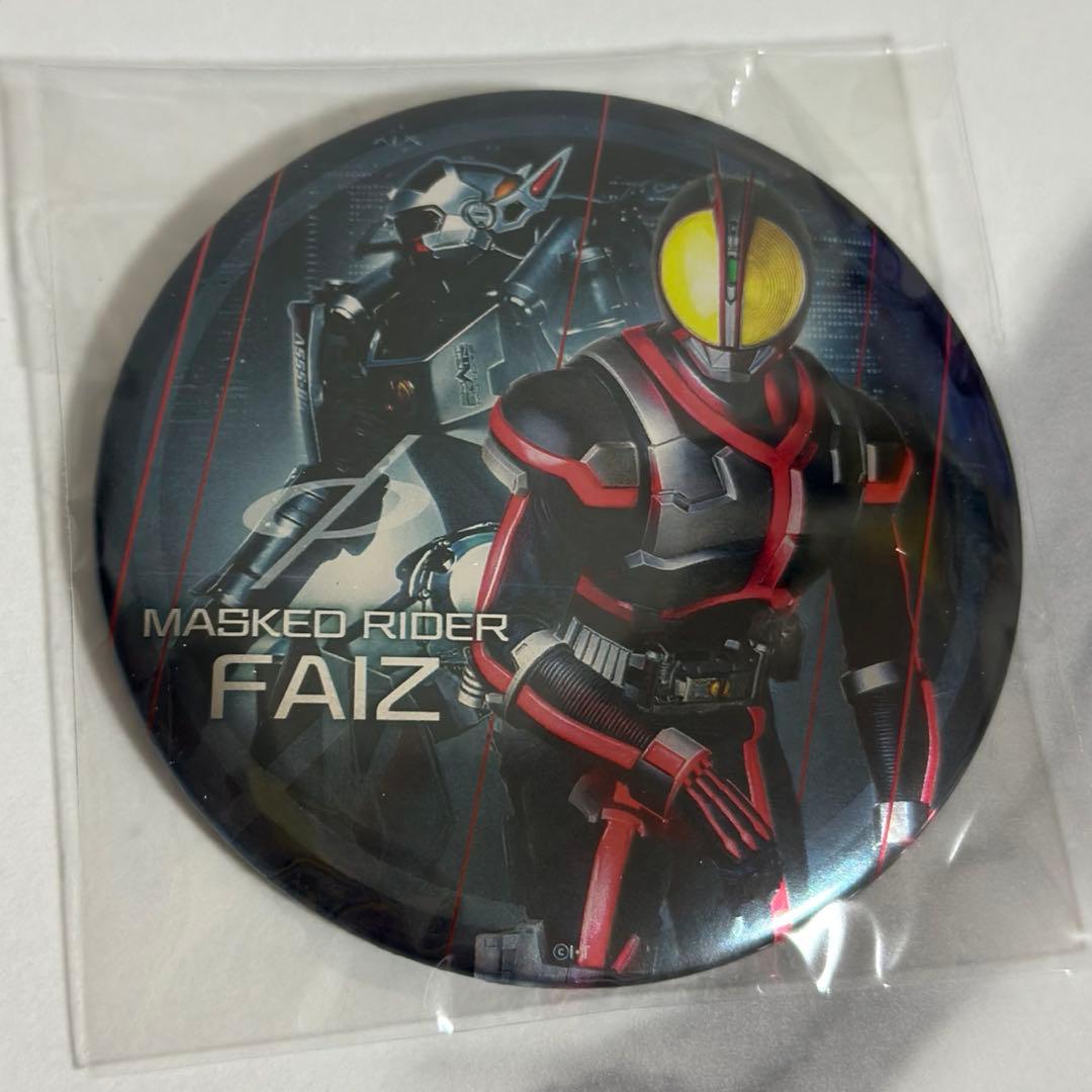 新品未開封 仮面ライダー555 メタリック缶バッジ ファイズ 20周年