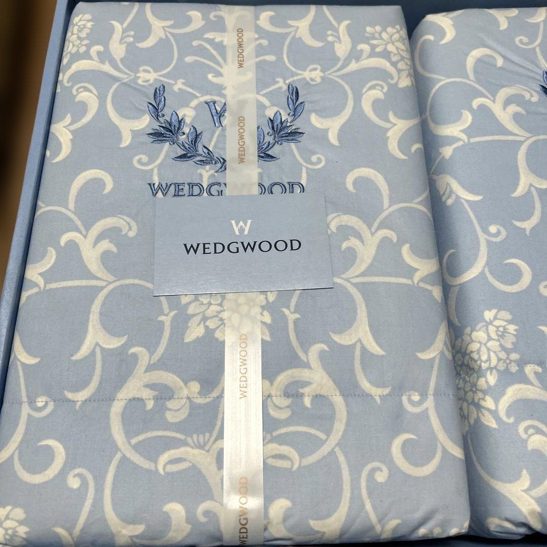  羽毛掛け布団 150x200cm2枚