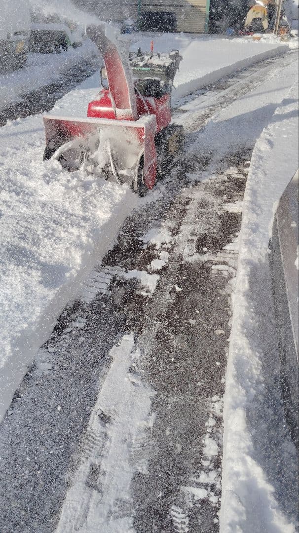 ハイブリッド除雪機　HS980i