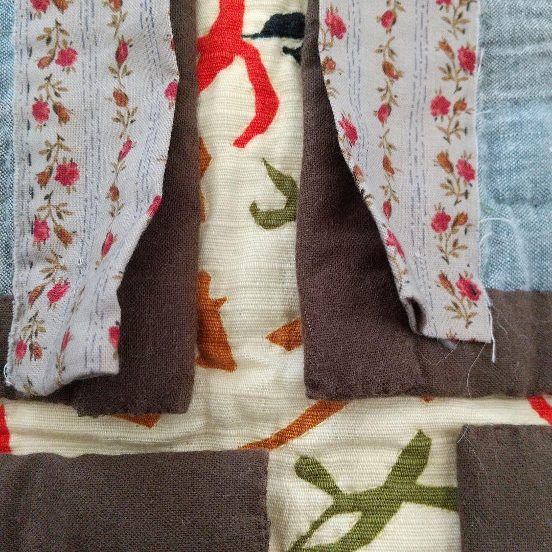 ハンドメイド　いろは47文字　パッチワークキルトタペストリー