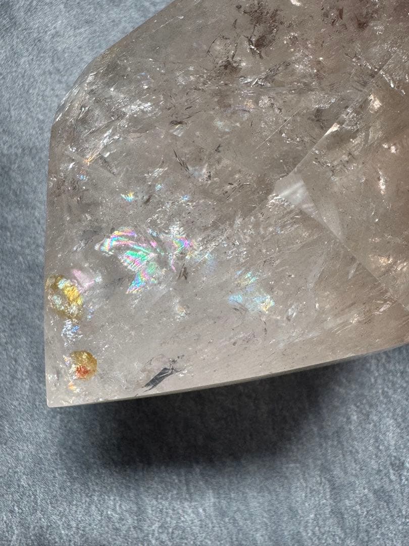 高品質◎バイカラーライトスモーキークォーツダブルポイント　虹＆リモナイトin