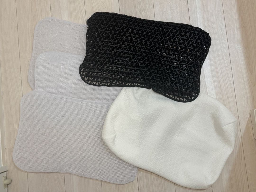 @*i様 【美品】ヒツジのいらない枕　調律　使用回数5回以下