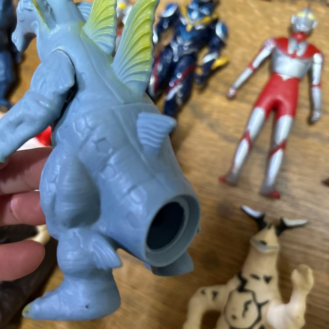 ウルトラマン39体&怪獣23体ソフビセット