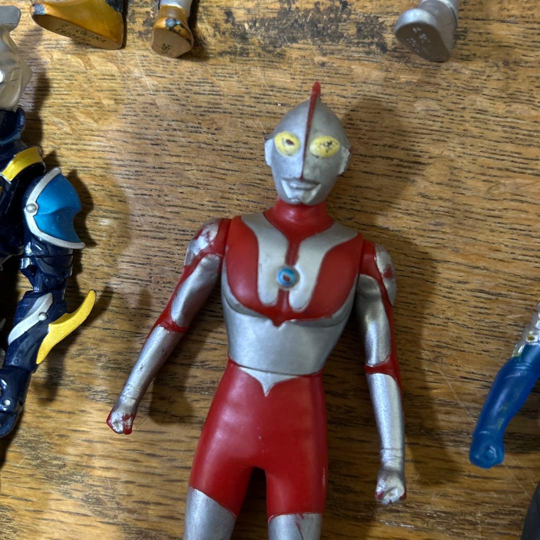 ウルトラマン39体&怪獣23体ソフビセット