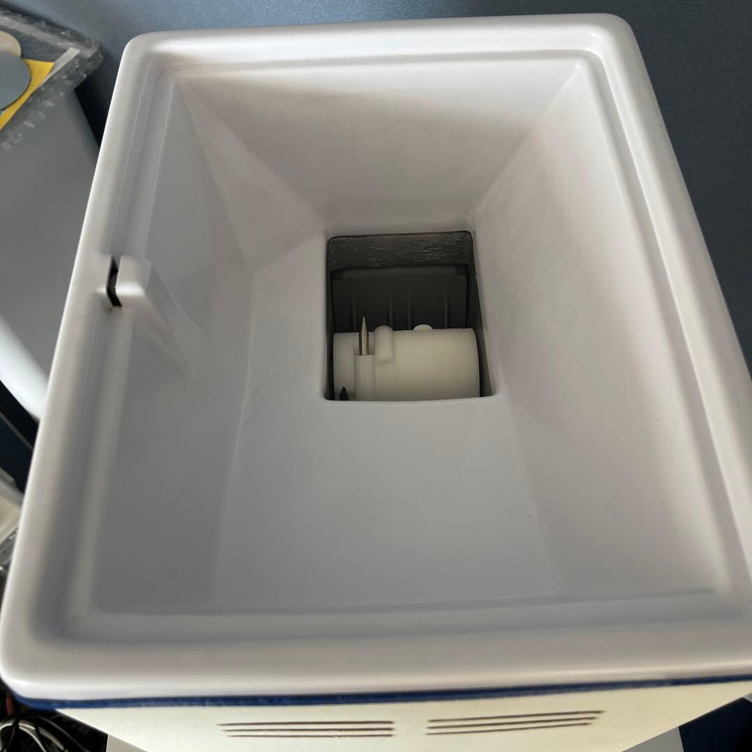 初雪　電動式アイスクラッシャー　HS-17 動作確認済み