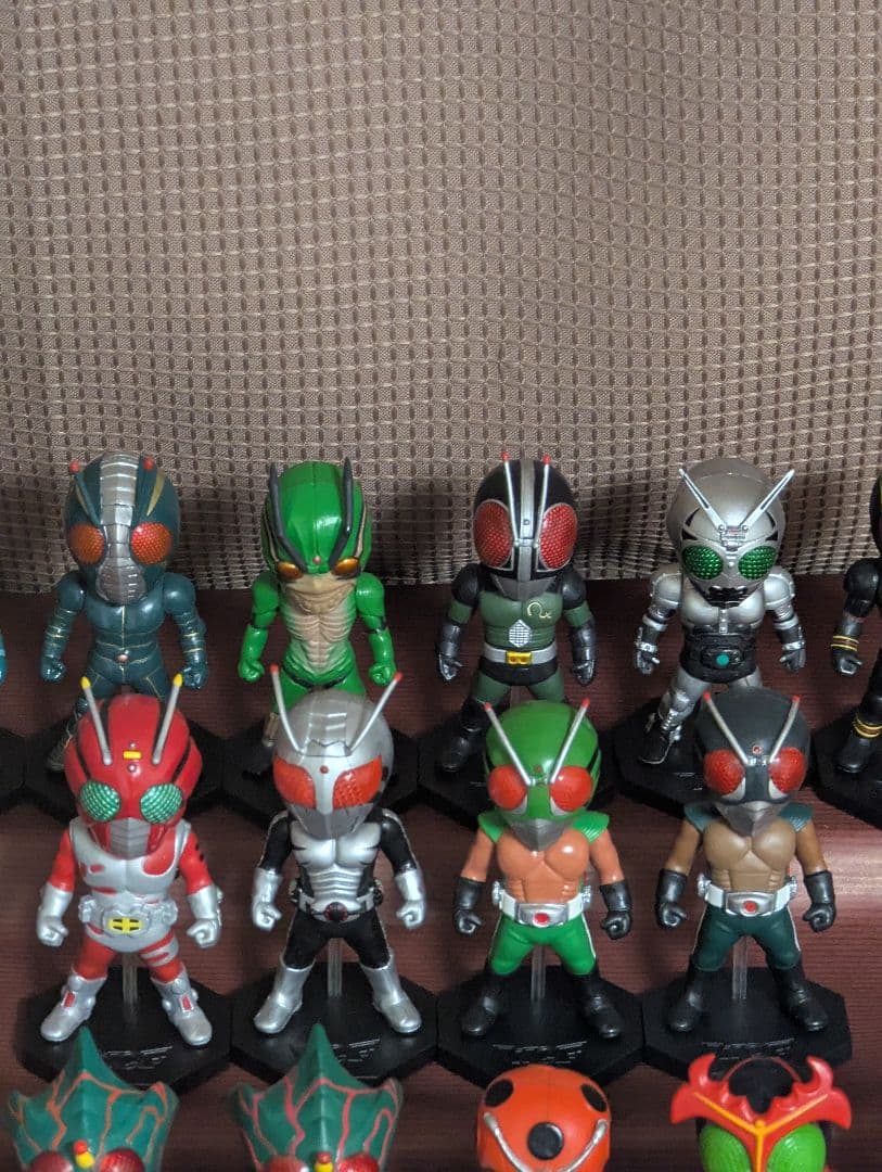 仮面ライダーワールドコレクタブルフィギュア　昭和•ネオライダー　22体