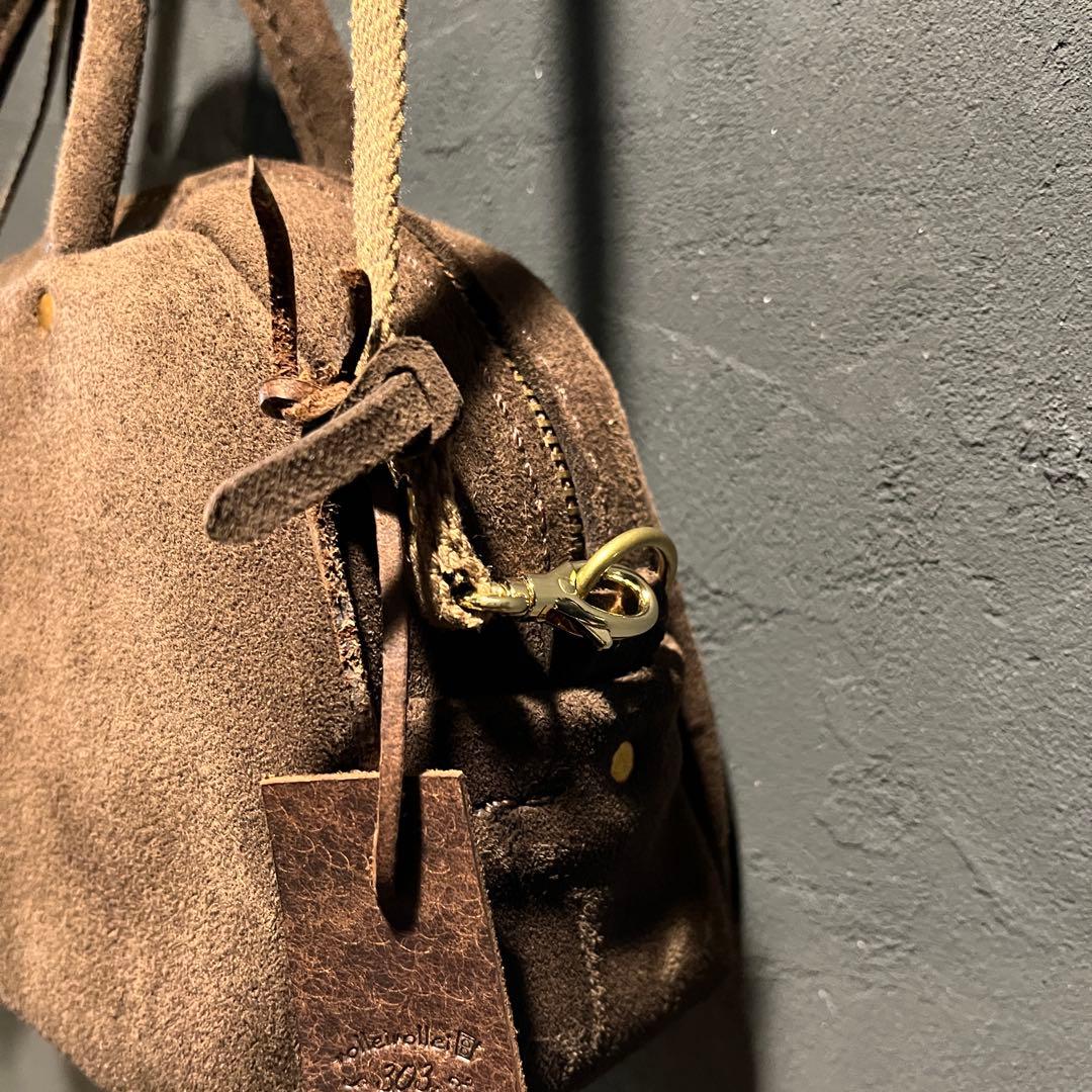 ショルダーバッグ スエード チョコレート色 冬コーデ スエードバッグ kudu革