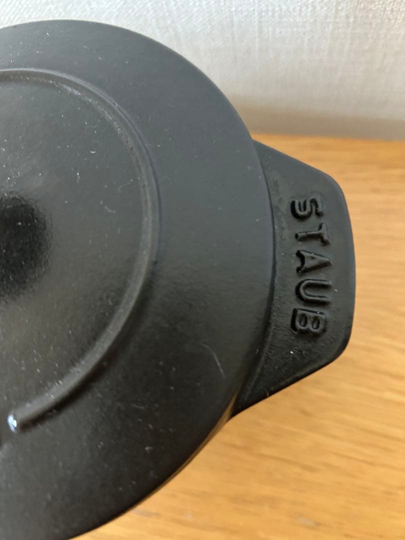 使用品　STAUB ストウブ ラ・ココット de GOHAN 12cm 黒