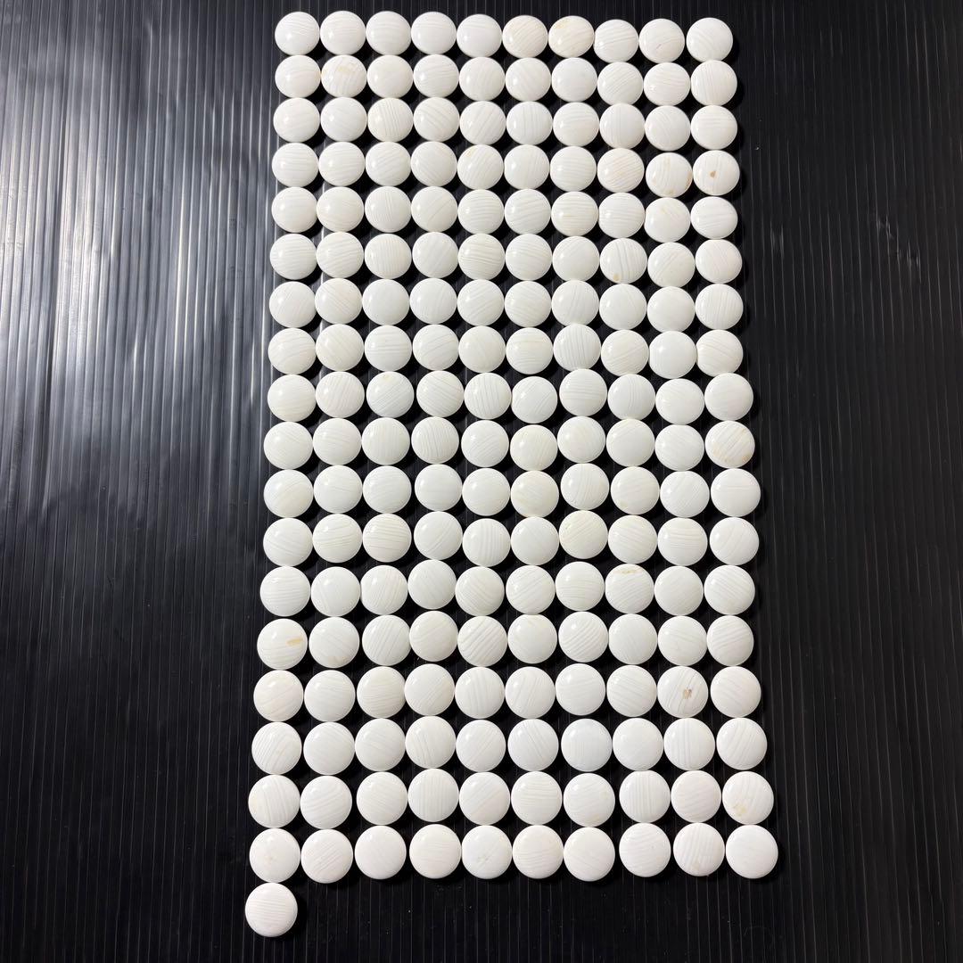 卓上碁盤 蛤碁石 那智黒石 32号 天地柾目 柾目 はぎ盤 碁盤 - メルカリ