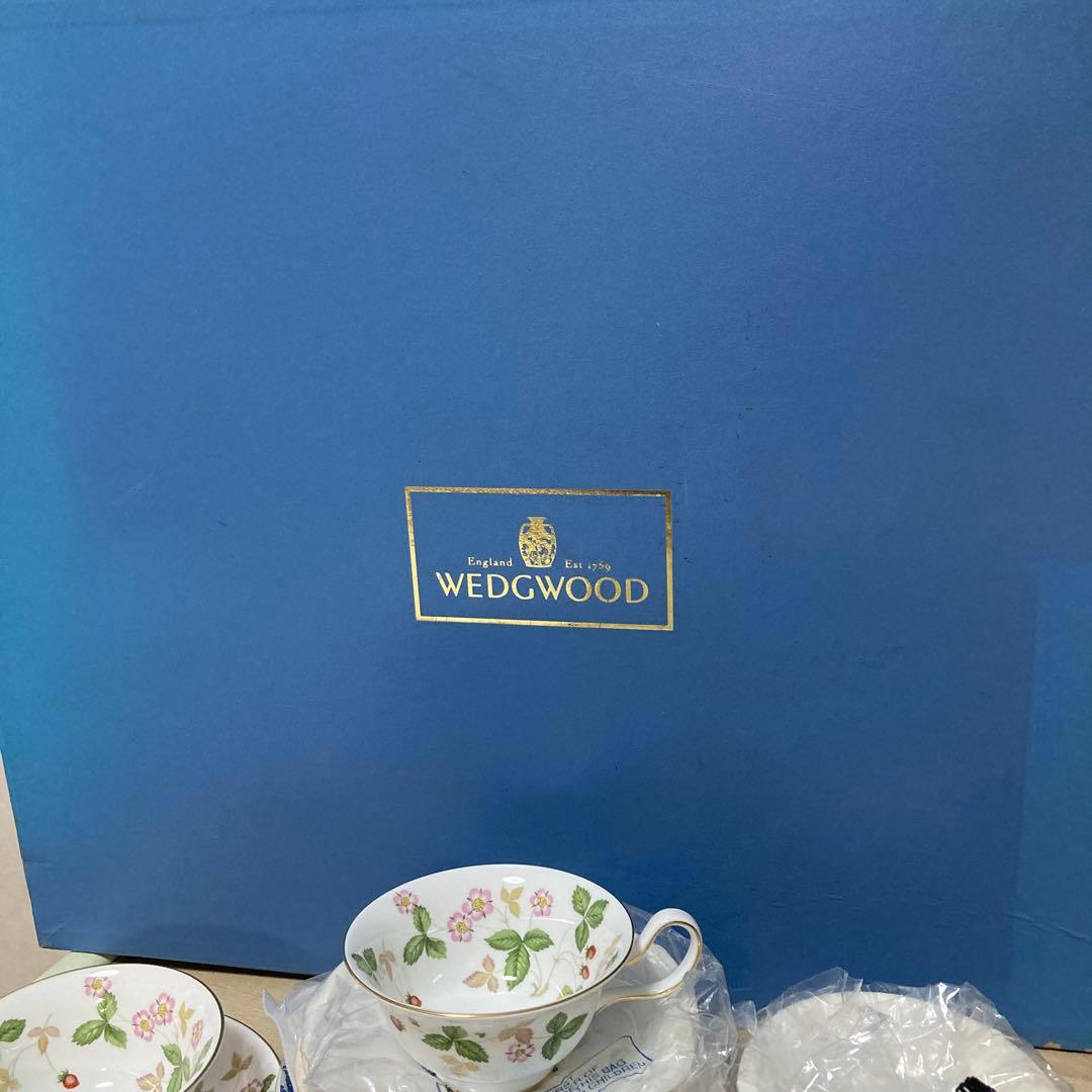 ヌ*オ様 〈ヴィンテージ〉ウェッジウッド　ワイルドストロベリー　カップ＆ソーサー