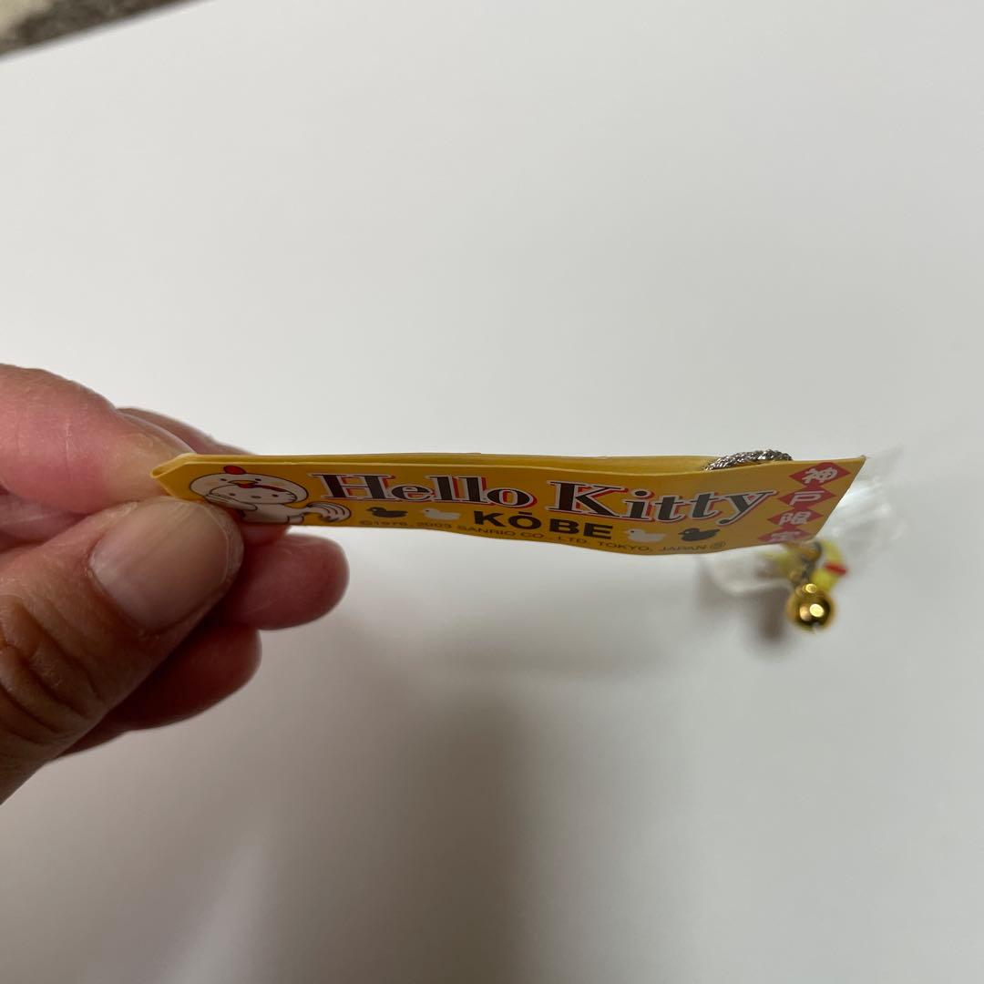 ご当地キティ 神戸限定 根付け 風見鶏 - メルカリ