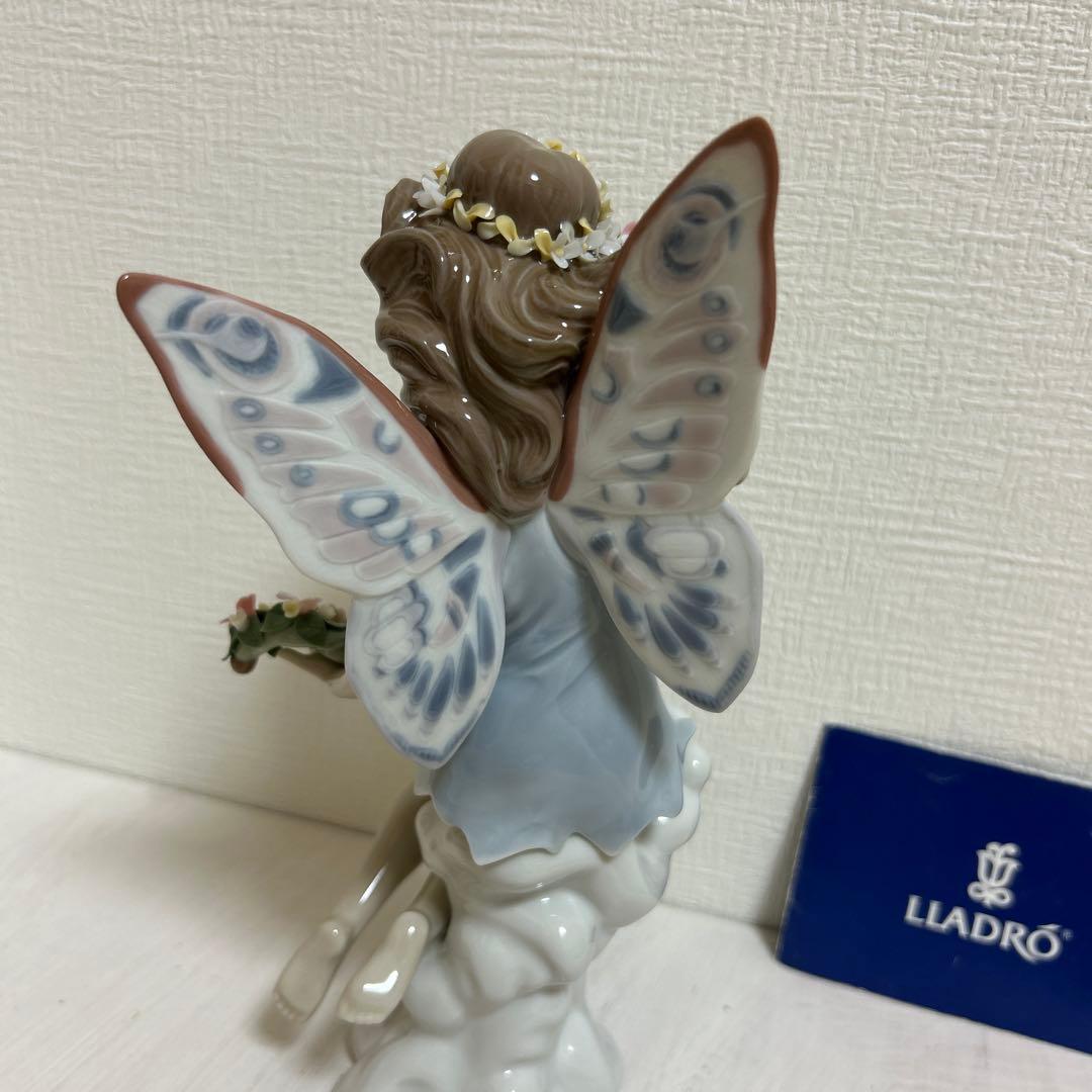 リヤドロLLADRO 「妖精と花飾り」　新品！