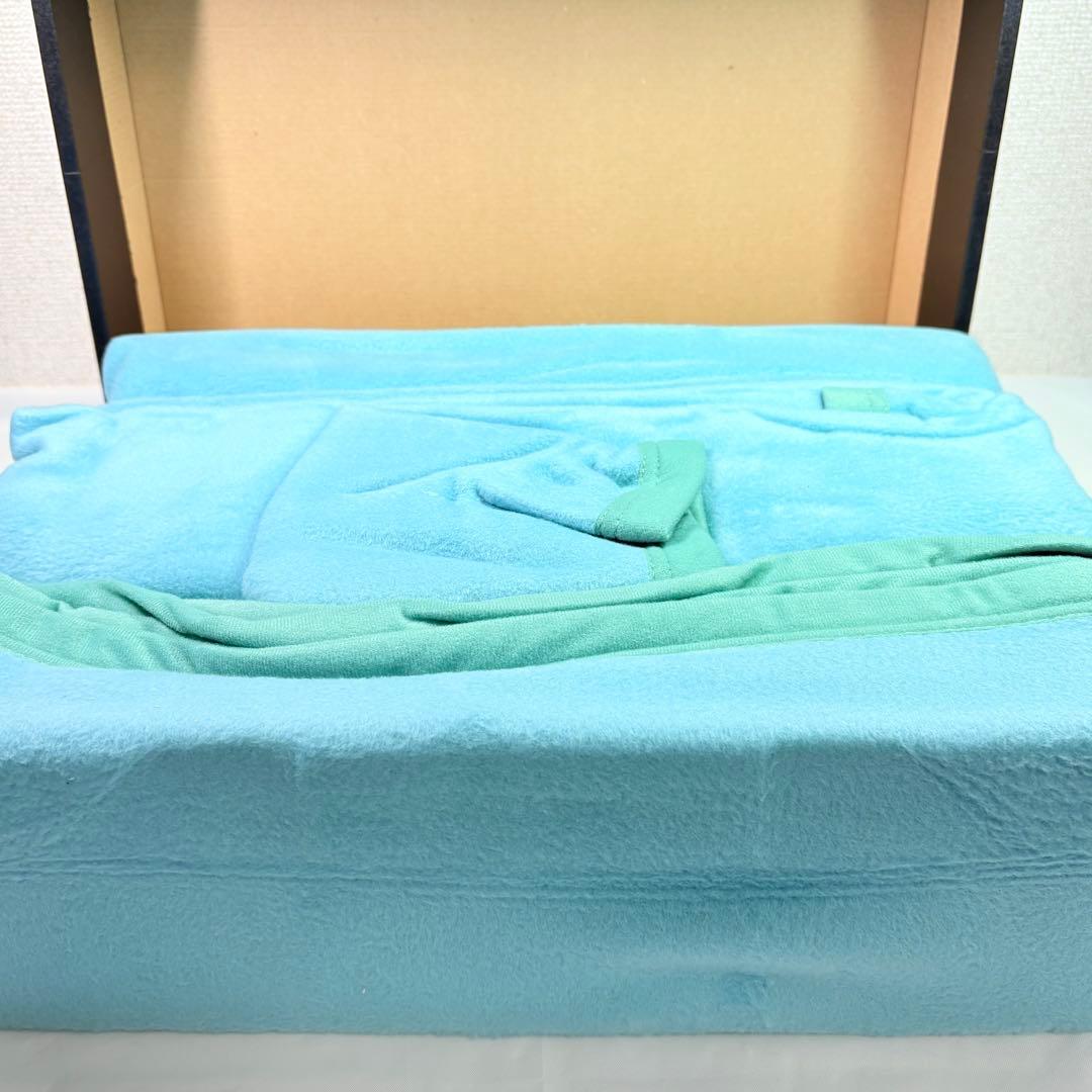 CELINE セリーヌ　シルキータッチ綿毛布　マカダムロゴ　ブルー