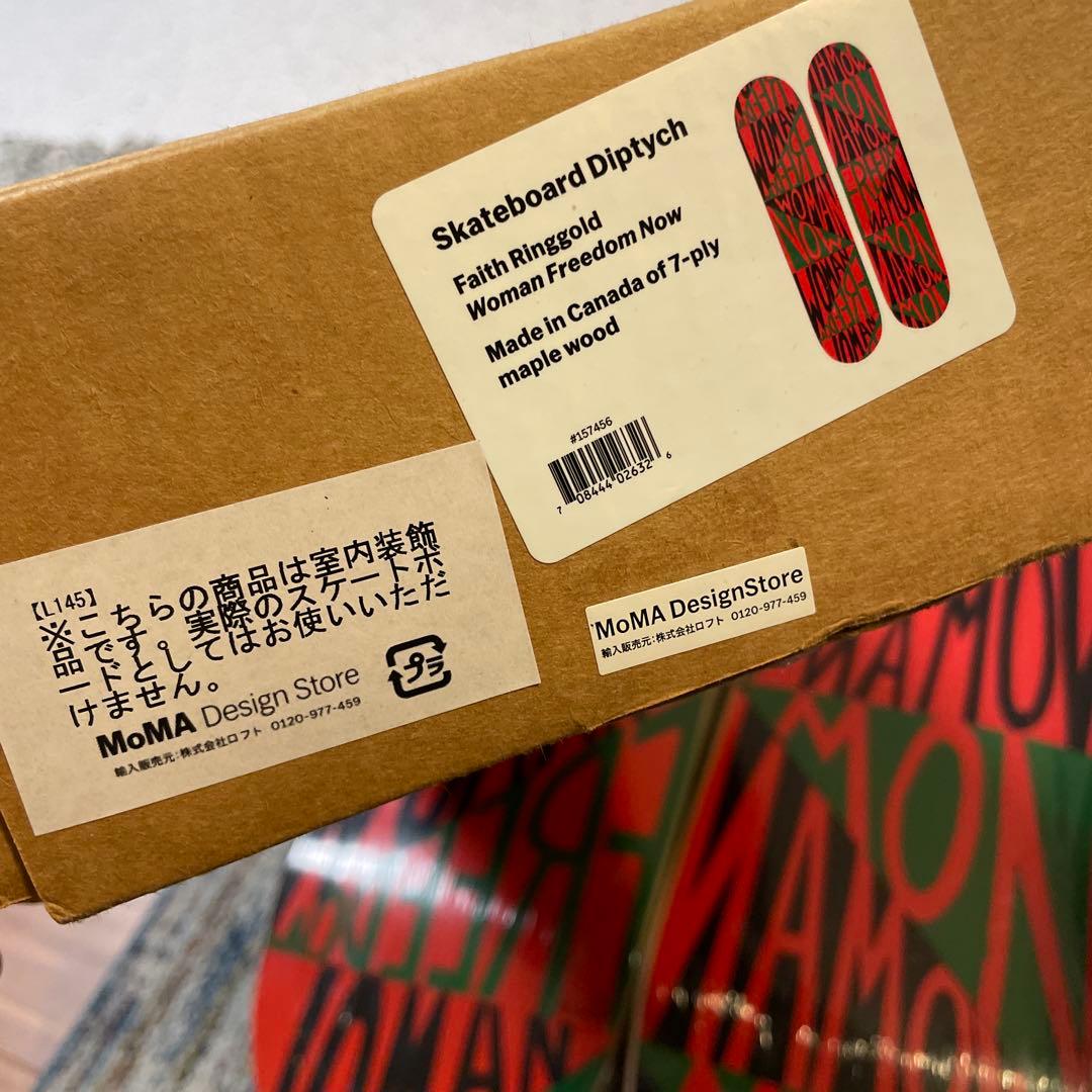 新品　MoMA フェイスリングゴールド スケートボード