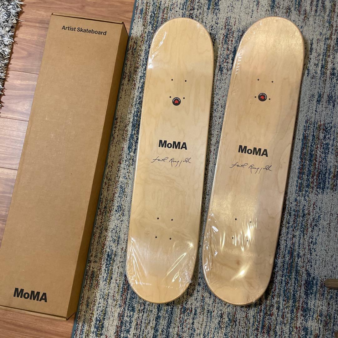 新品　MoMA フェイスリングゴールド スケートボード