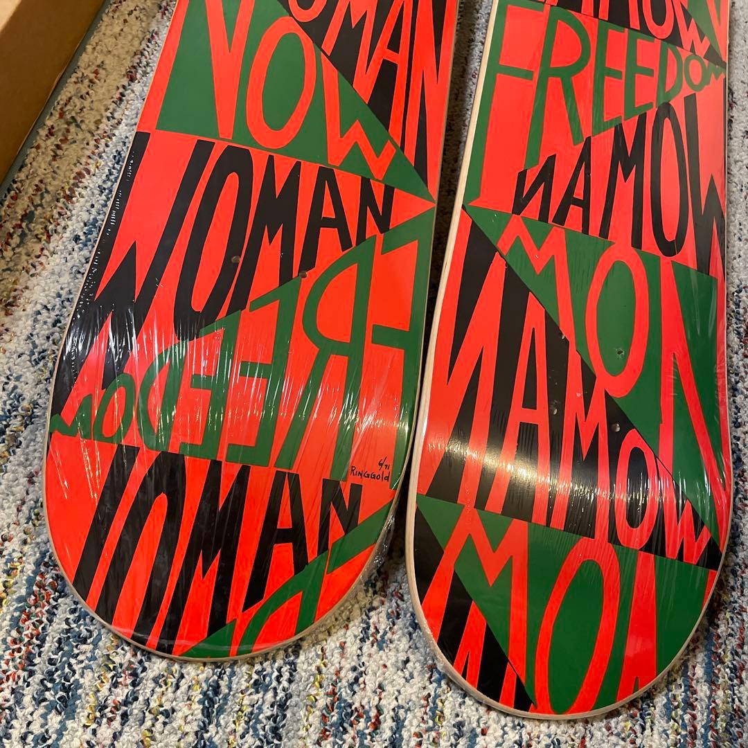 新品　MoMA フェイスリングゴールド スケートボード