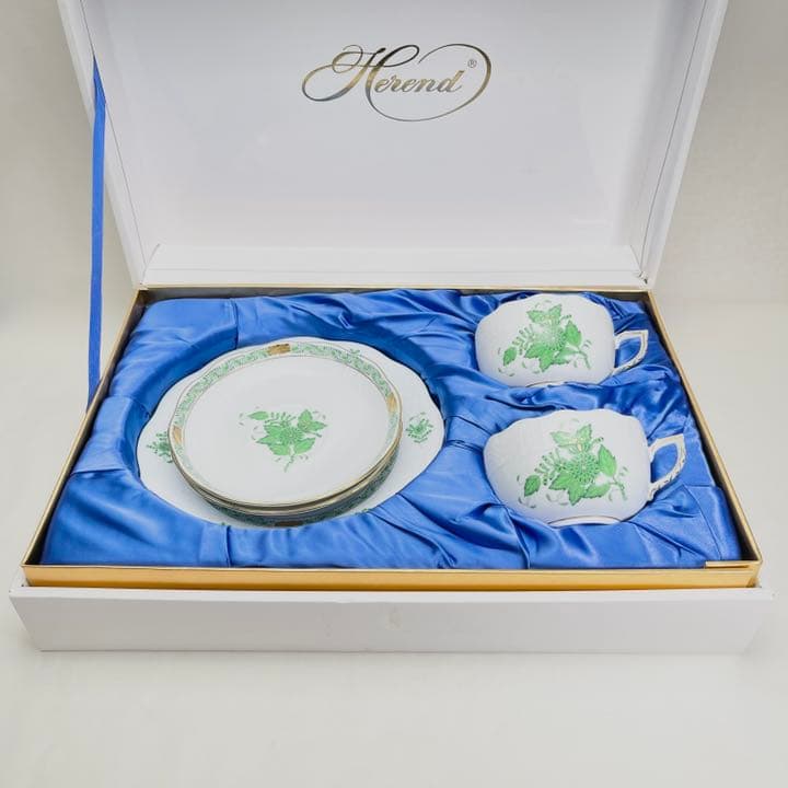 ヘレンド アポニーグリーン トリオセット　カップ・ソーサー プレート