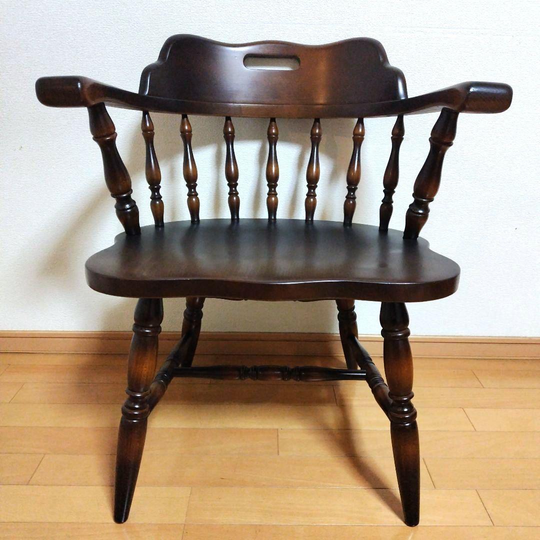 ◯飛騨産業 肘付ダイニングチェア【キツツキマーク】 - メルカリ