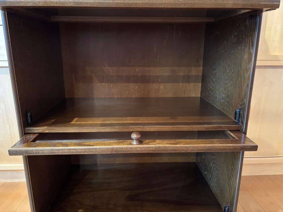 【極美品】ウッドギャラリー樹 Alice ガラスキャビネット 飾り棚