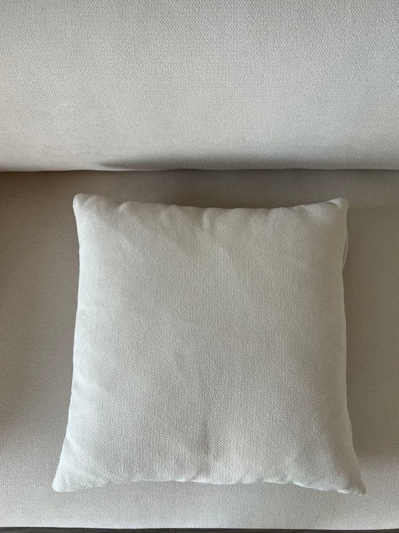 2脚セット　韓国　北欧　クリーム色 L字型ソファ 2個クッション付き