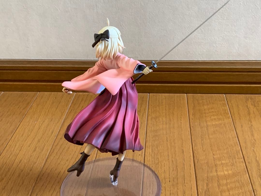 桜セイバー　フィギュア