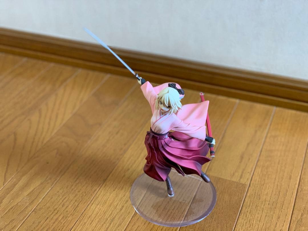 桜セイバー　フィギュア