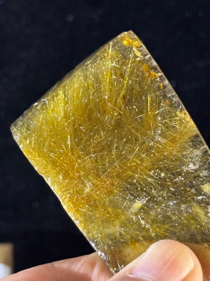 ゴールドルチルクォーツスラブ　プレート　かわいい　買い得　天然石