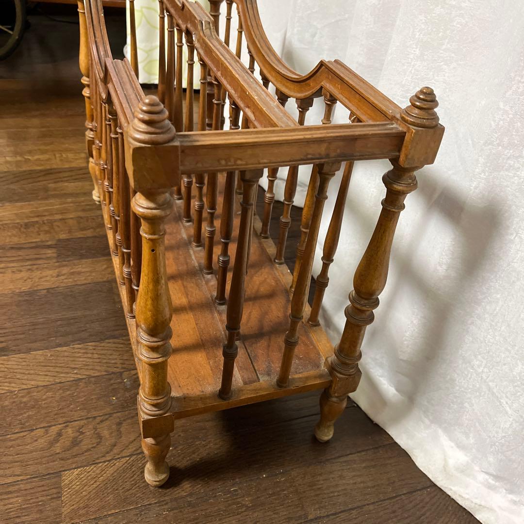 フランス　アル・デコ木製マガジンラック ブラウン スピンドルデザイン